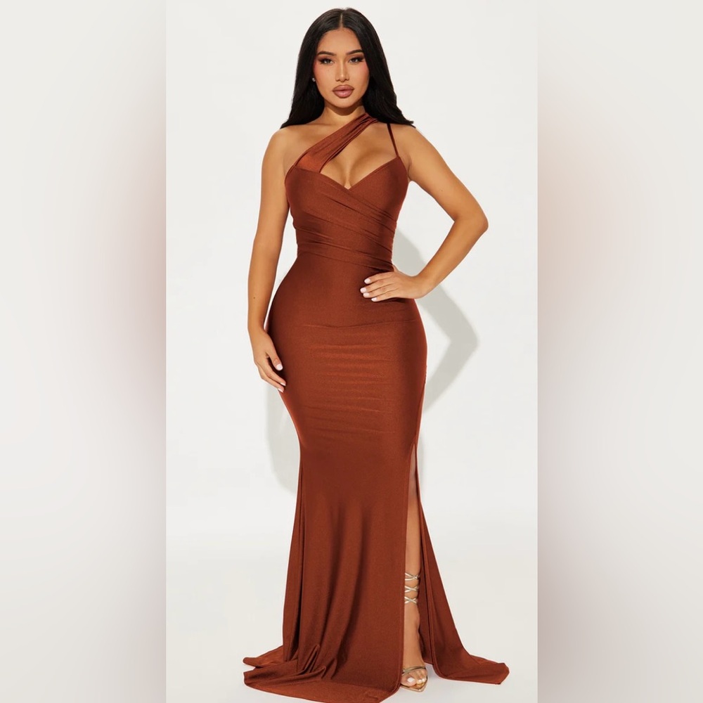 Elegant Brown Halter Maxi Dress